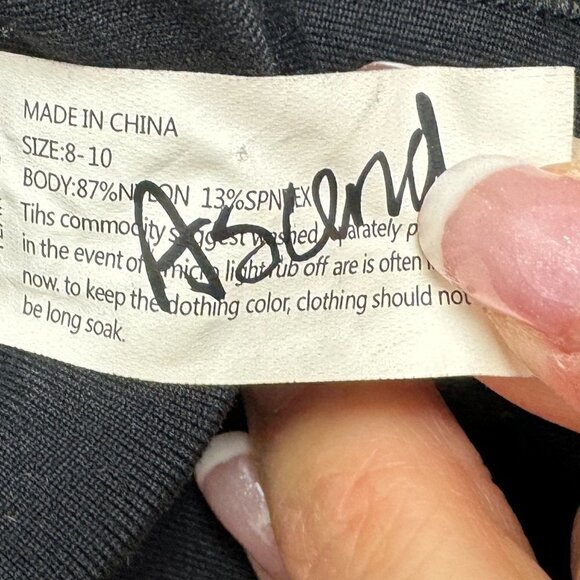 EUC - Zyia Black Ascend Leggings - Size 8-10 - Picture 7 of 9